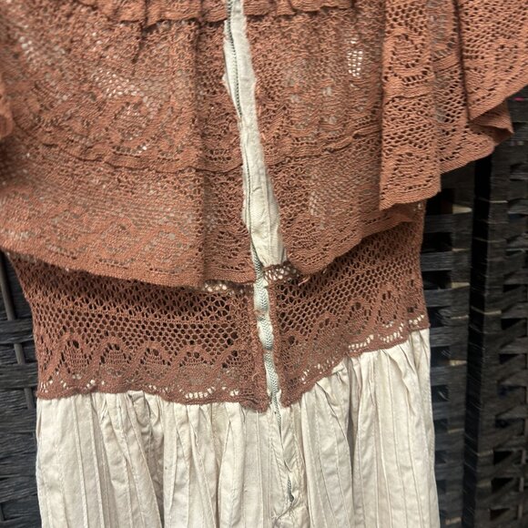 Vintage Brown Cream Handmade Fit and Flare Lace Top Dress Size Small - Picture 6 of 8